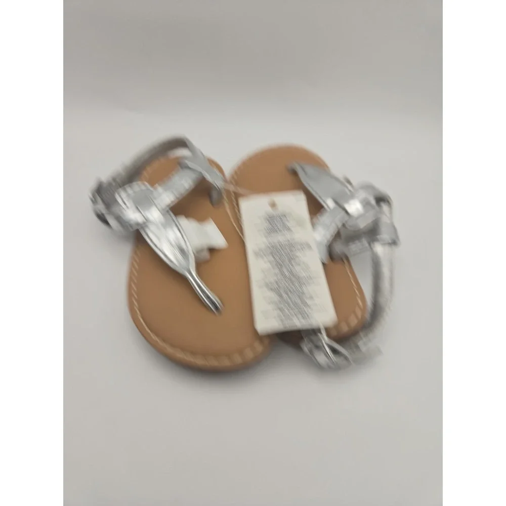 Gap Kids NWT Girl's 11 Silver T Strap Thong Sandals w/ Buckle